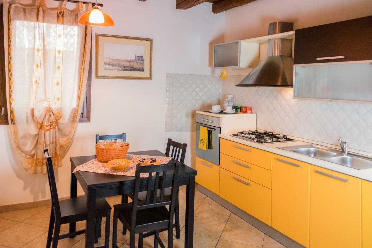 Al Borghetto Lägenhet Adria Exteriör bild