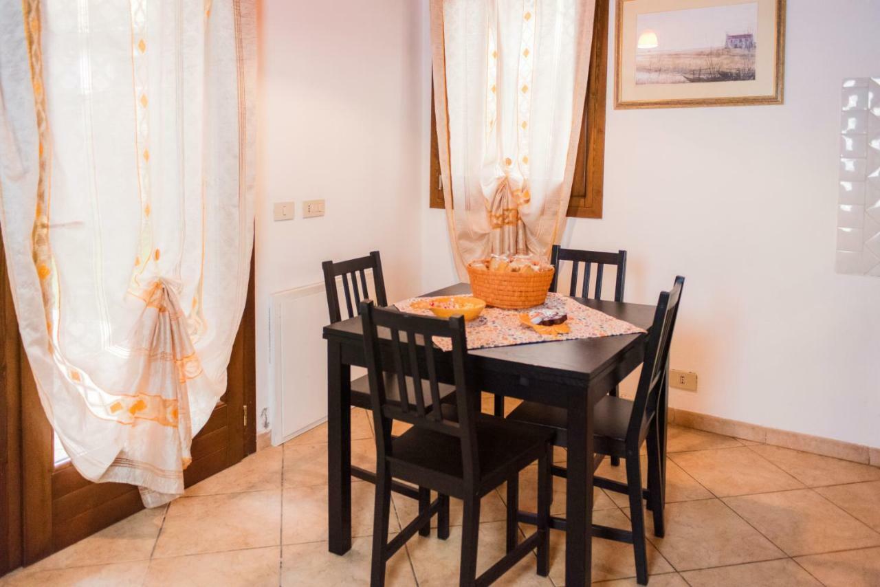 Al Borghetto Lägenhet Adria Exteriör bild